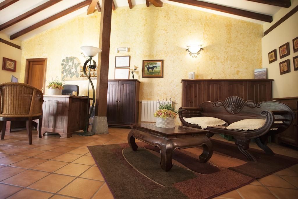 Apartamentos Camin De Pelayo Las Rozas Dış mekan fotoğraf