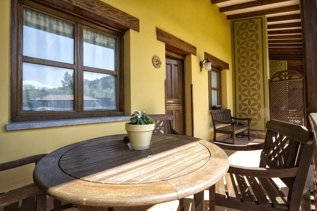 Apartamentos Camin De Pelayo Las Rozas Dış mekan fotoğraf